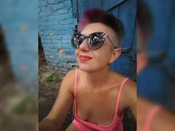 Bongacams Live Porn of BUSINKA-25
