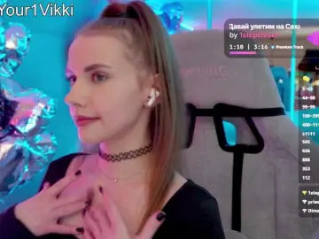 Bongacams Adult Webcam of -VikkiL0vesCheese-