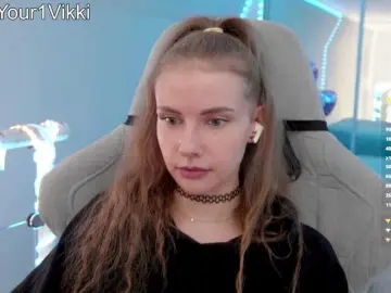 Bongacams Free Live Porn of -VikkiL0vesCheese-