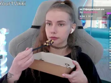 Bongacams Live Sex Cam of -VikkiL0vesCheese-