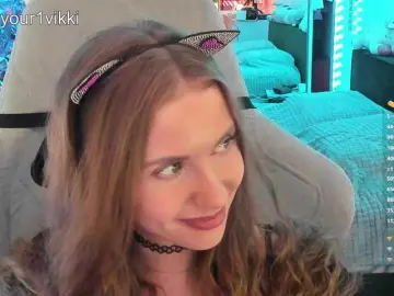 Bongacams Adult Webcams of -VikkiL0vesCheese-