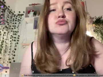 Bongacams Free Porn Cam of PusssyJuicy