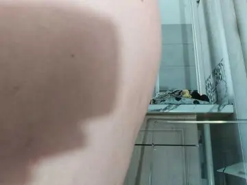 Bongacams Live Sex Cam of Horny1mommy
