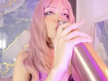 Bongacams Watch Live Sex Cams of MaddieStark
