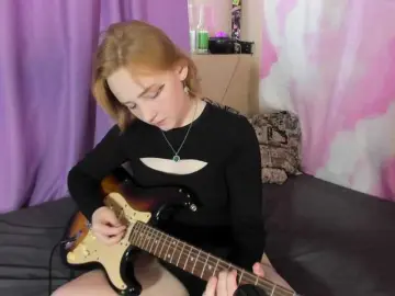 Bongacams Watch Live Sex Cams of FlexxyLexy