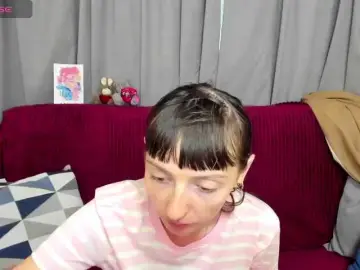 Bongacams Live Sex Cam of KathelinBrik