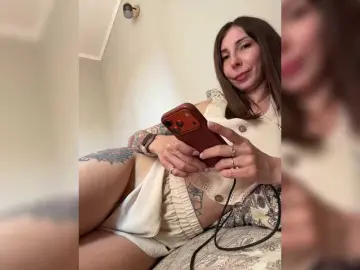Bongacams Watch Live Sex Cams of Fina771