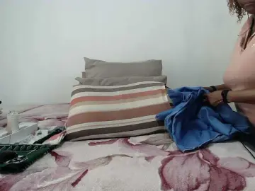 Bongacams Sex Cam of CreamyBum