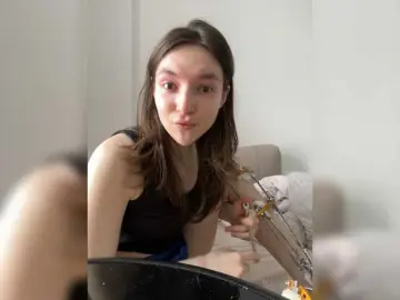 Bongacams Live Sex Cam of Renaw