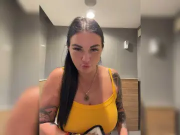 Bongacams Nude Webcam of TokionaJoe