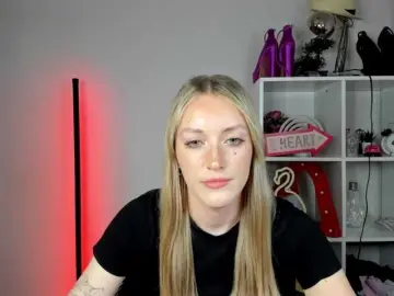 Bongacams Free Porn Cam of EvelynBlond