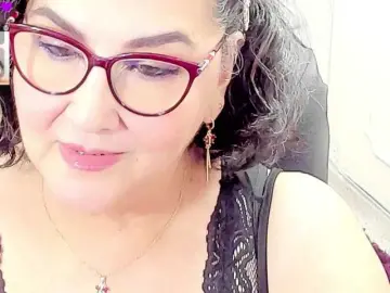 Bongacams Adult Video Chat of cataleya-mom