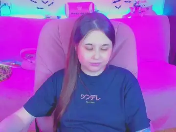 Bongacams Free Porn Cam of LittleKitsune