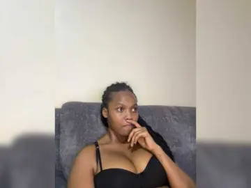 Bongacams Free Live Porn of Curvy-maxy9