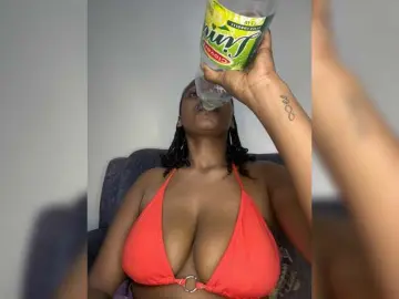 Bongacams Live Porn of Curvy-maxy9