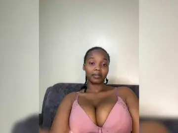 Bongacams Live Sex Cam of Curvy-maxy9