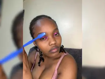 Bongacams Free Live Porn of Curvy-maxy9