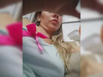 Bongacams Best live sex cam show of LunaBiely