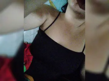 Bongacams Sex Chat of XXhornywetprincess99XX