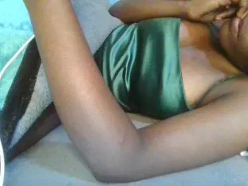 Bongacams Live Sex of NaughtyWhispers