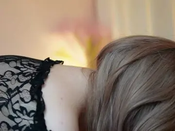 Bongacams Watch Live Sex Cams of AdelineMoon