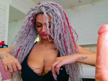 Bongacams Best live sex cam show of blondeceline