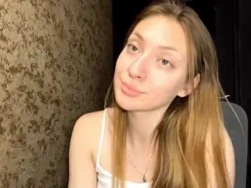 Bongacams Adult Video Chat of MyrticeDollen