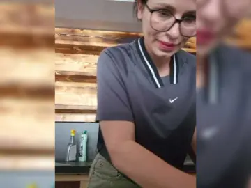 Bongacams Live Porn of SophieMary