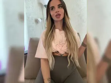 Bongacams Sex Cam of LedyMiya