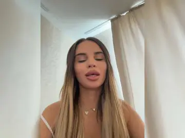 Bongacams Live Sex Cam of LedyMiya
