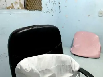 Bongacams Nude Webcam of squirtbbw
