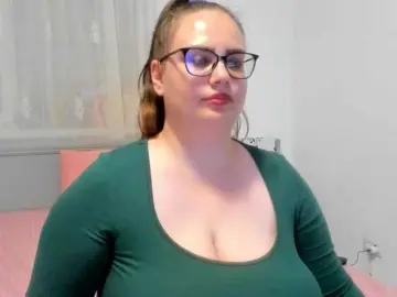 Bongacams Live Sex Cam of amiravyxen