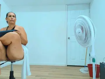 Bongacams Free Porn Cam of Sara-BigAss