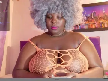 Bongacams Live Sex Cam of ebony-NeighborMoans