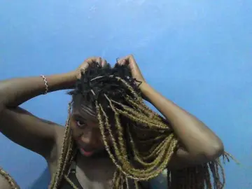 Bongacams Live Sex Cam of Mystiq-Ella