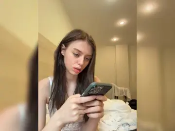 Bongacams Watch Live Sex Cams of VibroMashulka