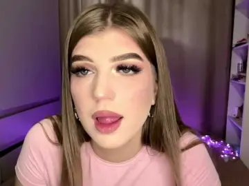 Bongacams Live Porn of KathieBanister