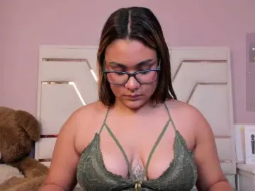 Bongacams Sex Chat of AlannaRousse