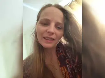Bongacams Nude Webcam of Lulu-Erotica