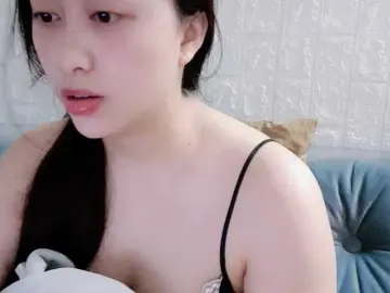 Bongacams Nude Webcam of Amy-Yong