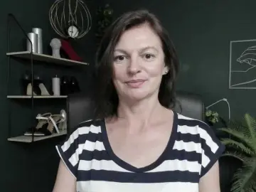 Bongacams Free Porn Cam of mrsVivian