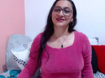 Bongacams Nude Webcam of KarinaSuarez1