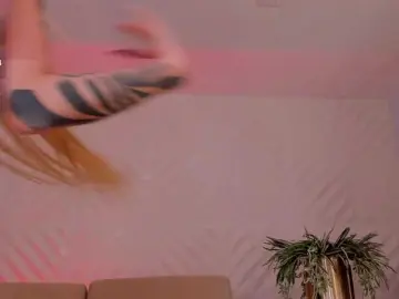 Bongacams Free Porn Cam of HannaConnor