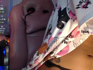 Bongacams Nude Webcam of kiara-ebony