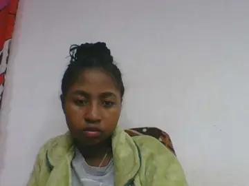 Bongacams Live Sex Cam of Marinah1a