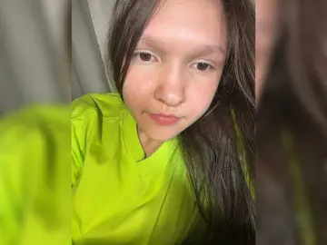 Bongacams Private Sex Chat of Cute-Lolly