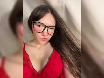 Bongacams Sex Chat of Cute-Lolly