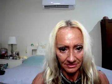 Bongacams Best live sex cam show of thesiennadiamond