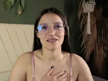 Bongacams Watch Live Sex Cams of ELECKTRA-SWEET