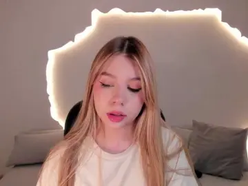 Bongacams Watch Live Sex Cams of TiffannySins